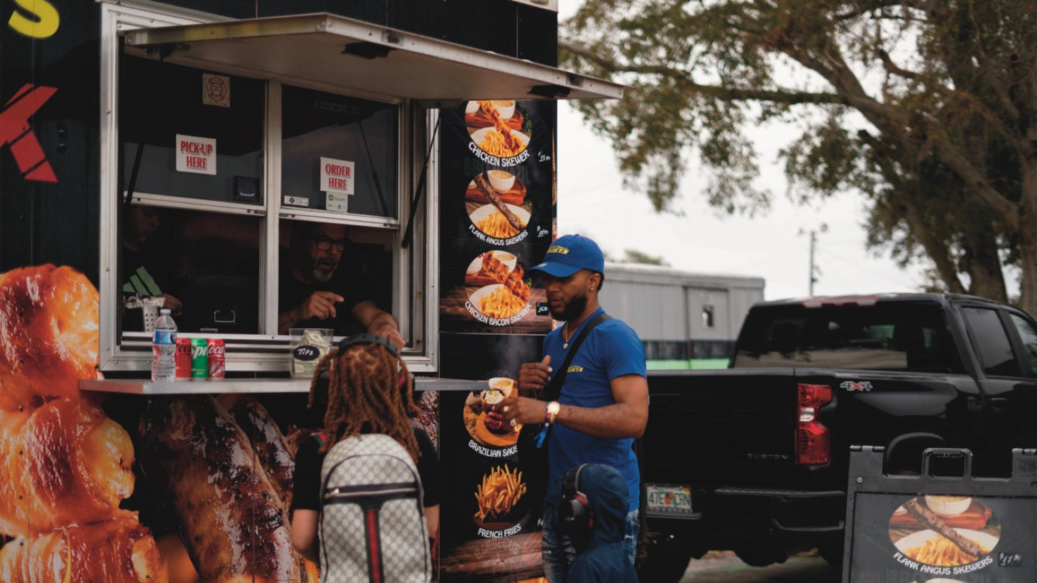 Food Trucks & Fuel: How Rolling Kitchens Power Car Culture